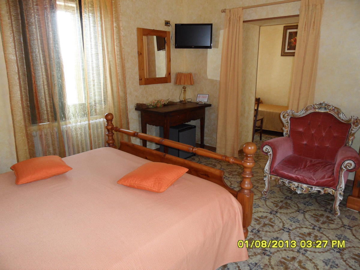 Bed & Breakfast Garrupa Marcellinara Rum bild
